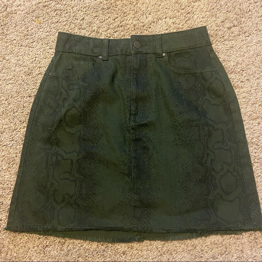 Hollister ultra high rise skirt